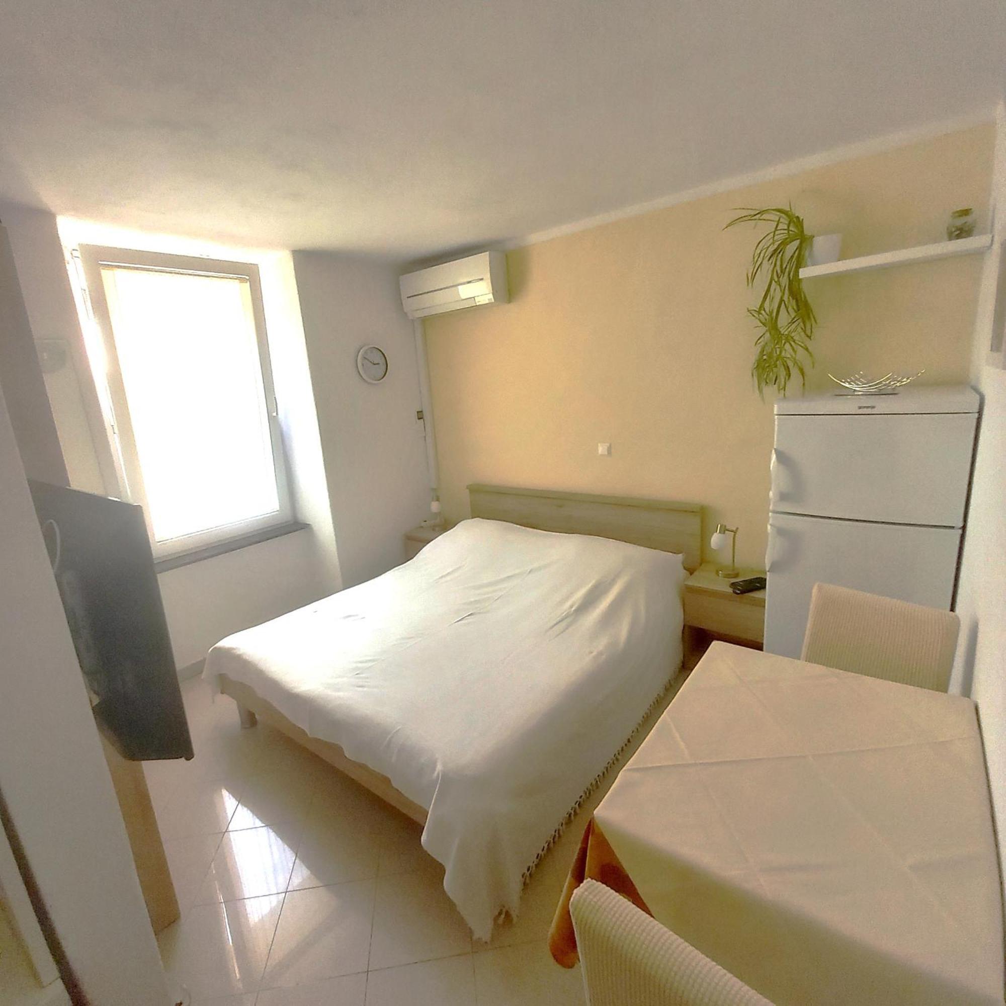Apartment & Studio Elizabet Baška Quarto foto